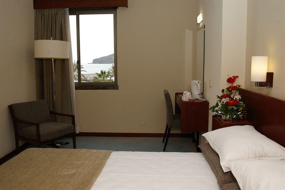 Cheerfulway Bravamar Hotel Ribeira Brava Exterior photo